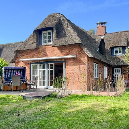 Gorgeous Home In Emmelsbuell-Horsbuell With Kitchen Exterior foto